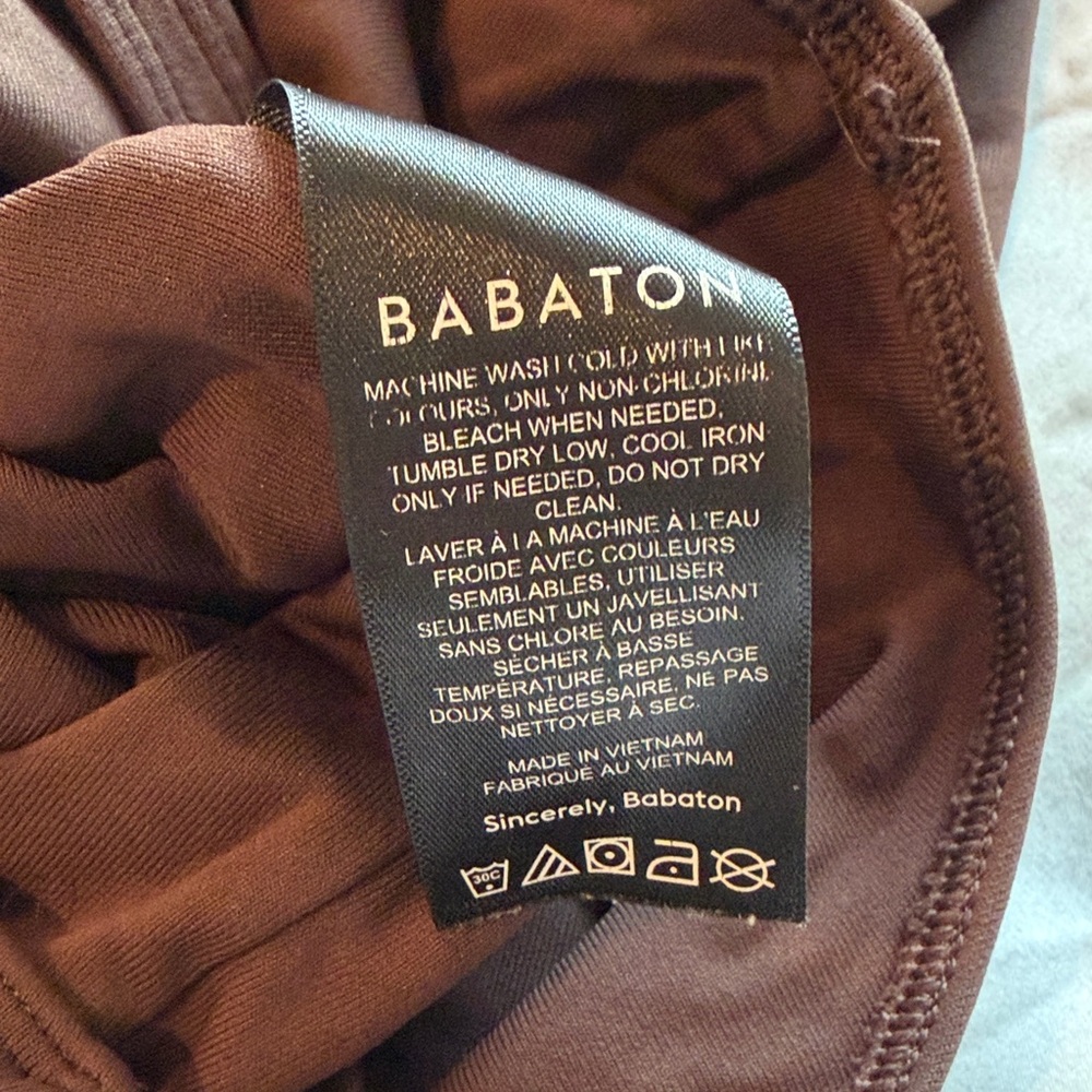 Aritzia Babaton Orginal Contour Crew Short Sleeve Bodysuit - Rich Mocha Brown, L - Picture 4 of 5